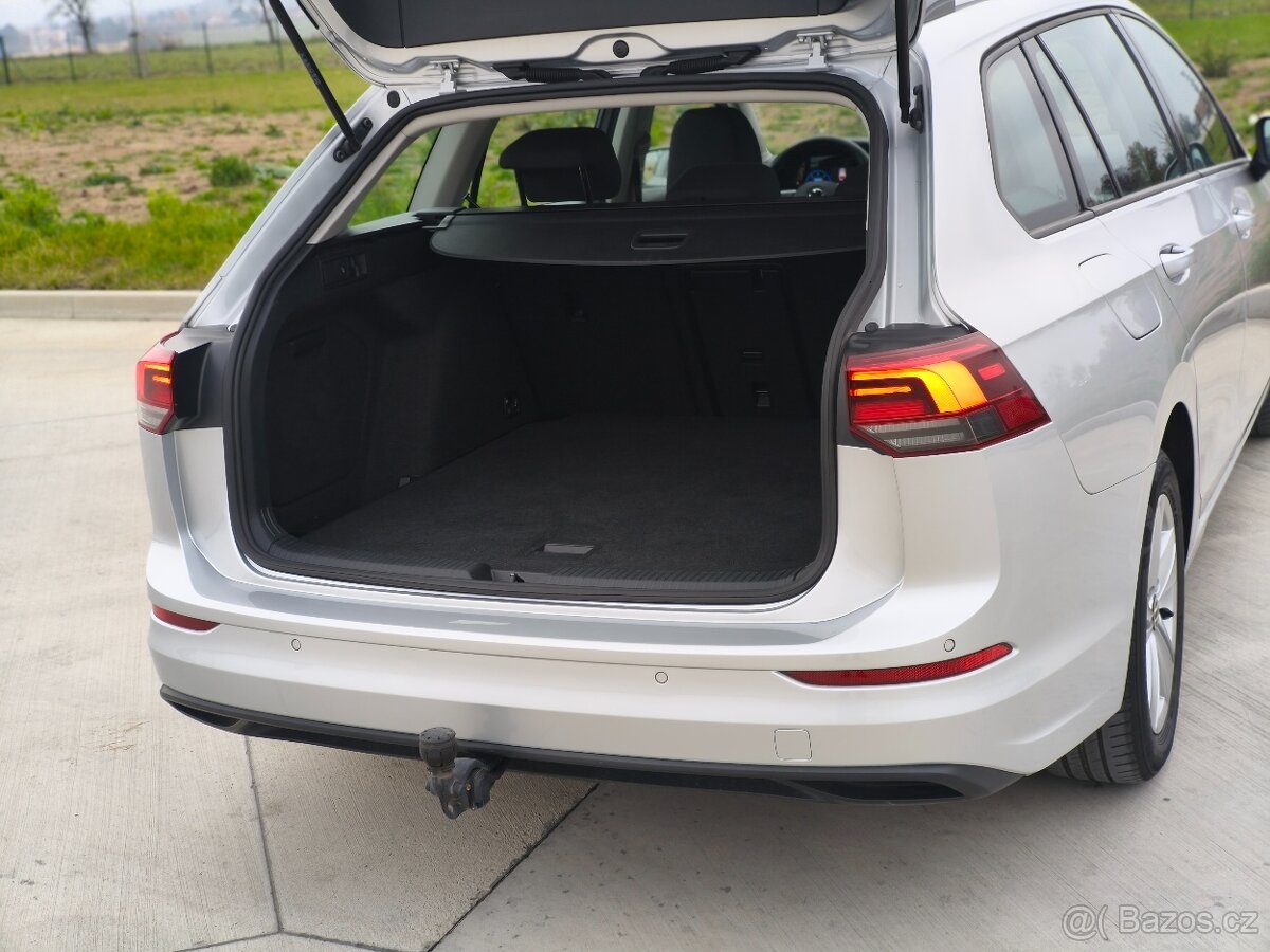 VW Golf 8 2.0TDI 110 kW / Combi/ Business/ Manuál/ 11.2021 - 16