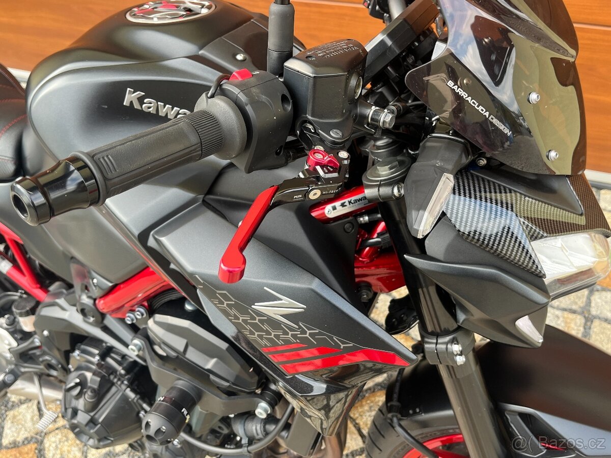 KAWASAKI Z900 - 16