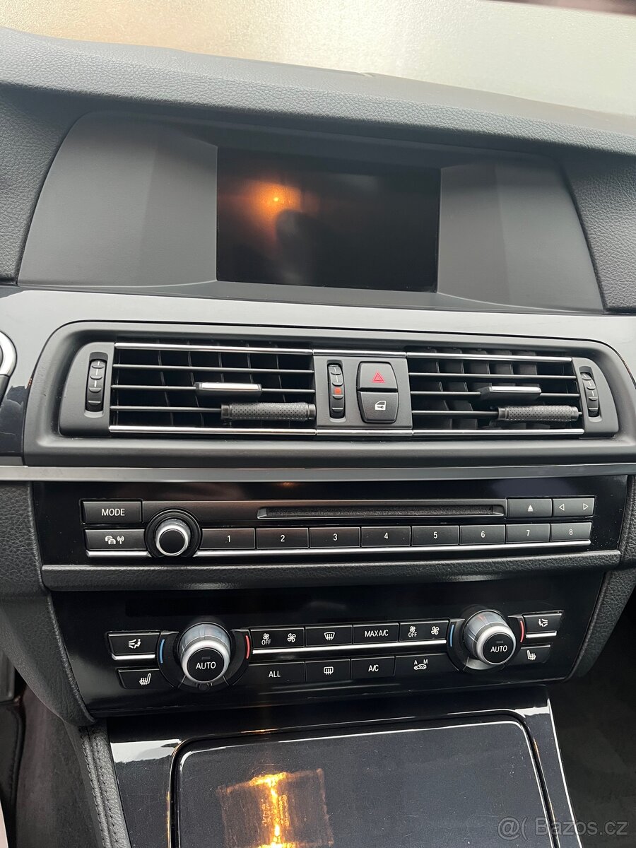 PRODÁM BMW F 11 - 16