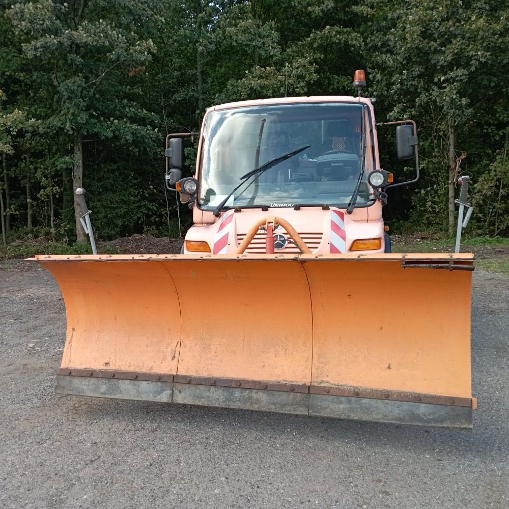 Unimog U300 - 16