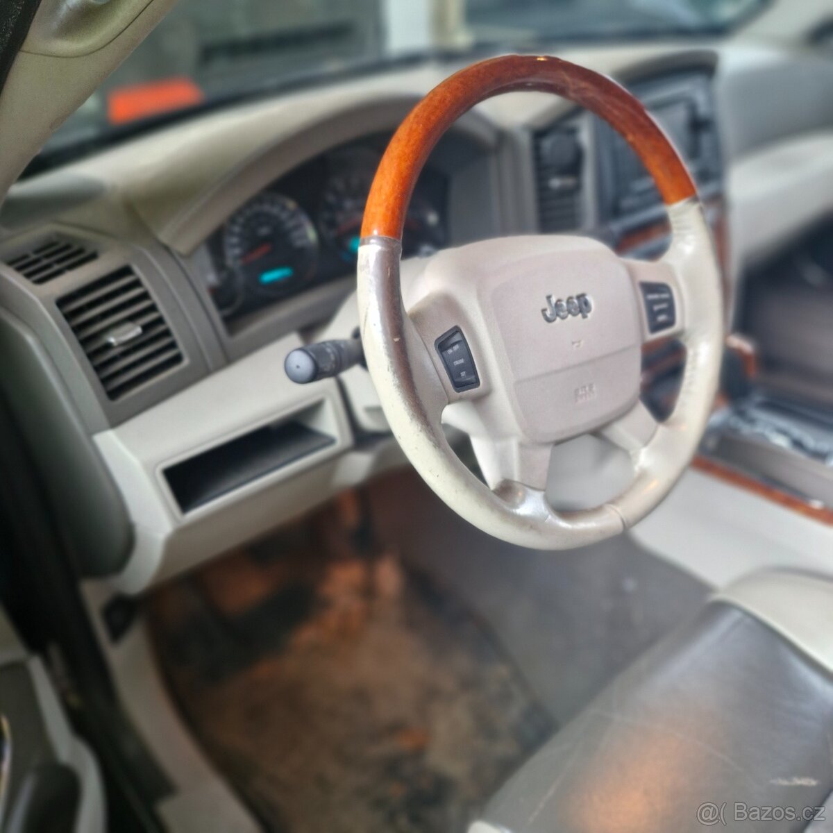 Jeep grand cherokee 5,7 Hemi Overland - 16