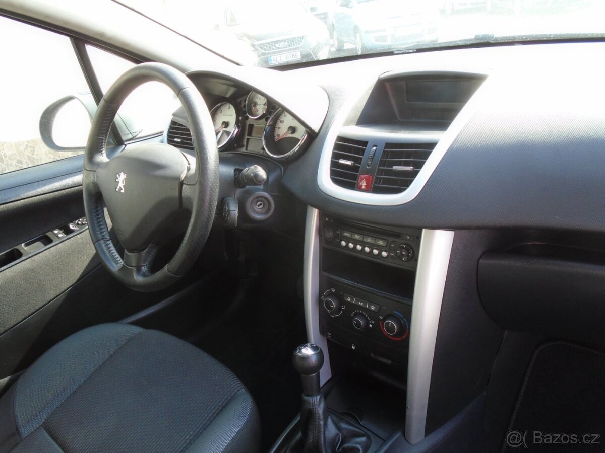 Peugeot 207 1.6 HDI - 16