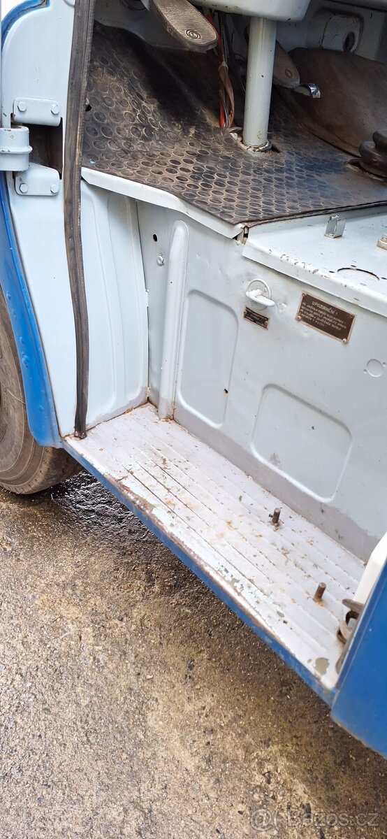 Jeřáb TATRA 148 - 16