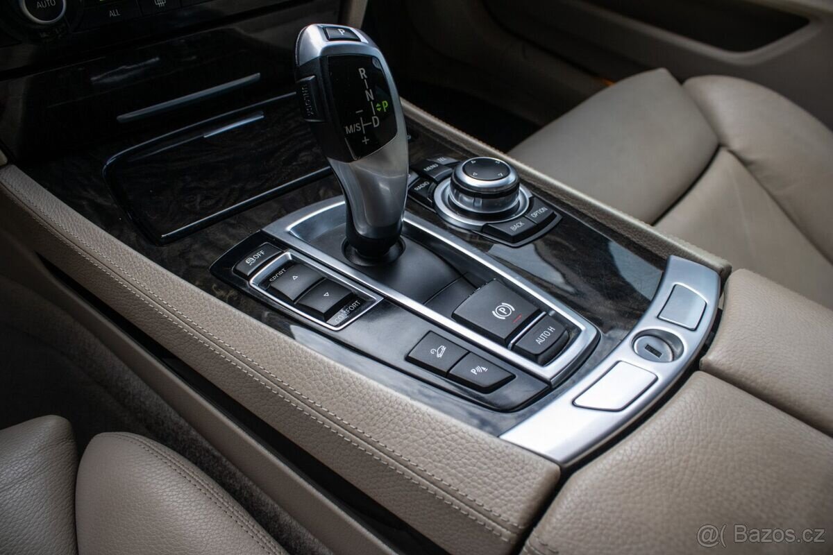 BMW 740d x-drive 225kW - 16