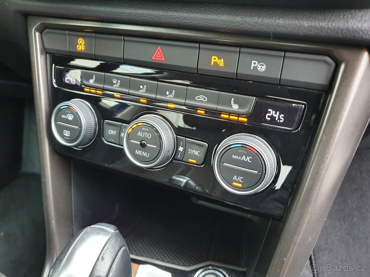 VW T-Roc Style 2.0TDI 110kW DSG 69tkm ACC - záruka Autodraft - 16