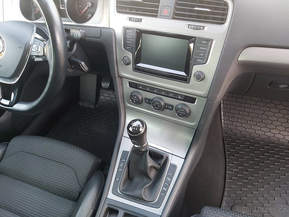 Volkswagen Golf VII 1.2 TSi 77 kw, 2014, 1.majitel,servis VW - 16