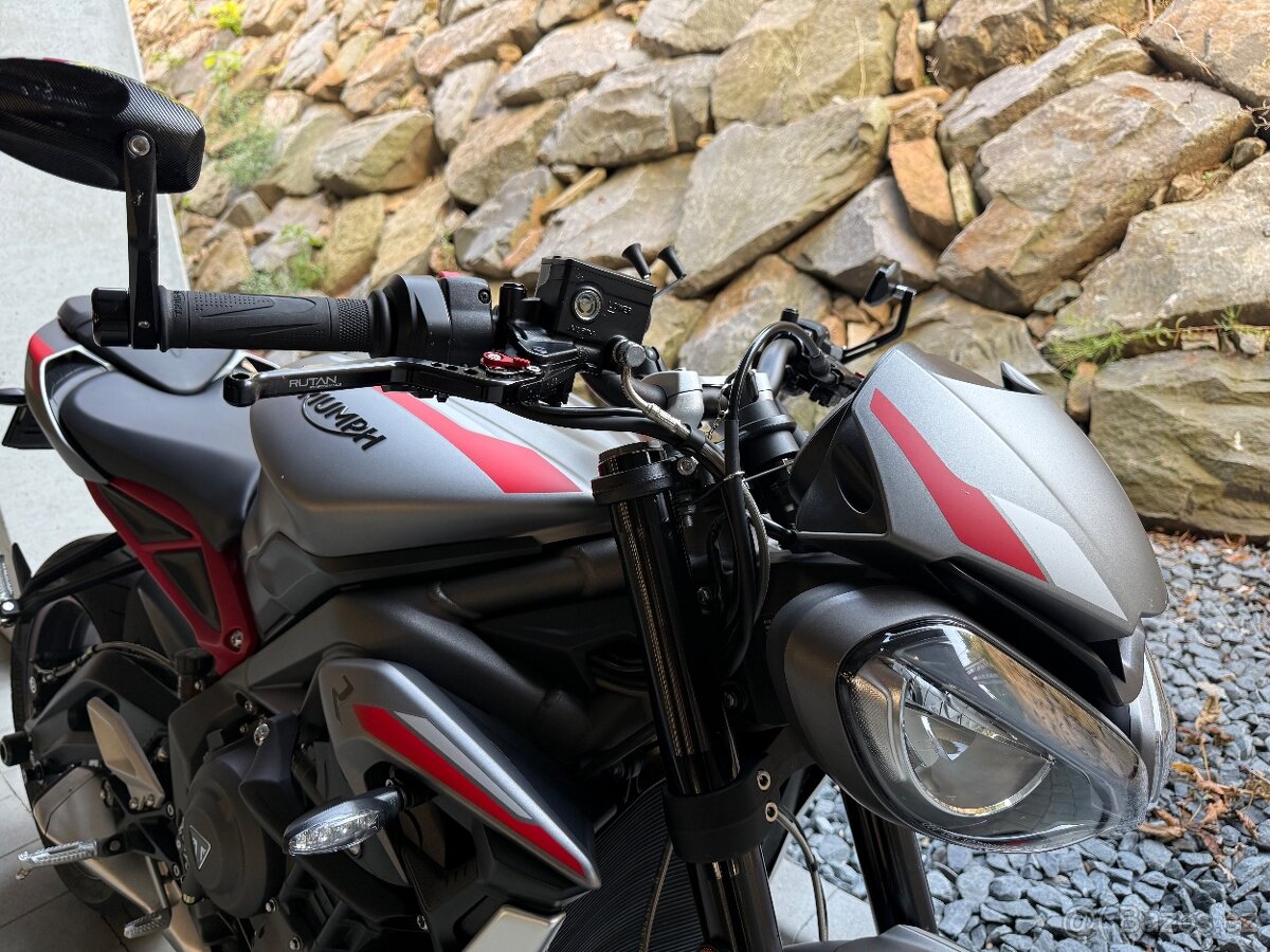 Triumph Street Triple 765 R - podzimní cena - 16