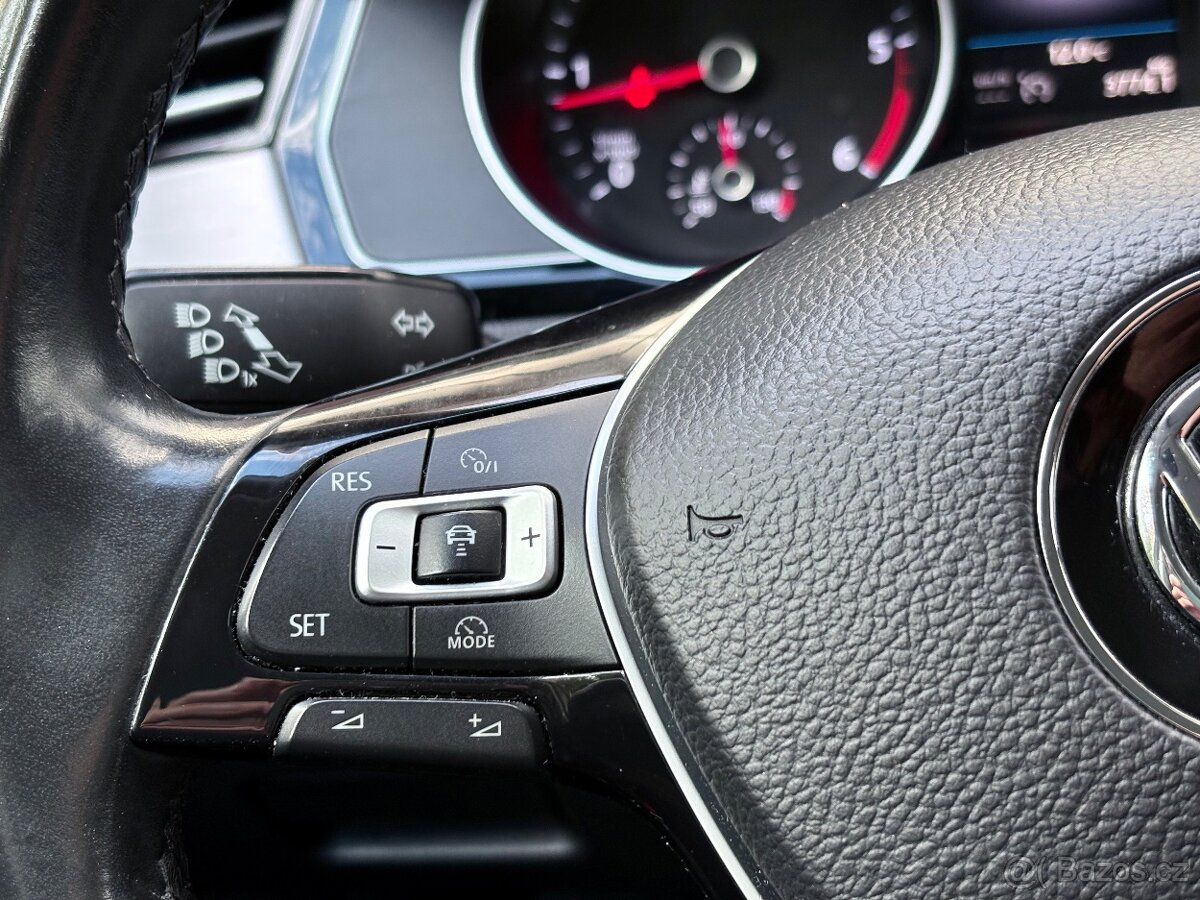 VW Passat B8, 2.0 TDI 110kW, DSG, Highline, ČR - 16