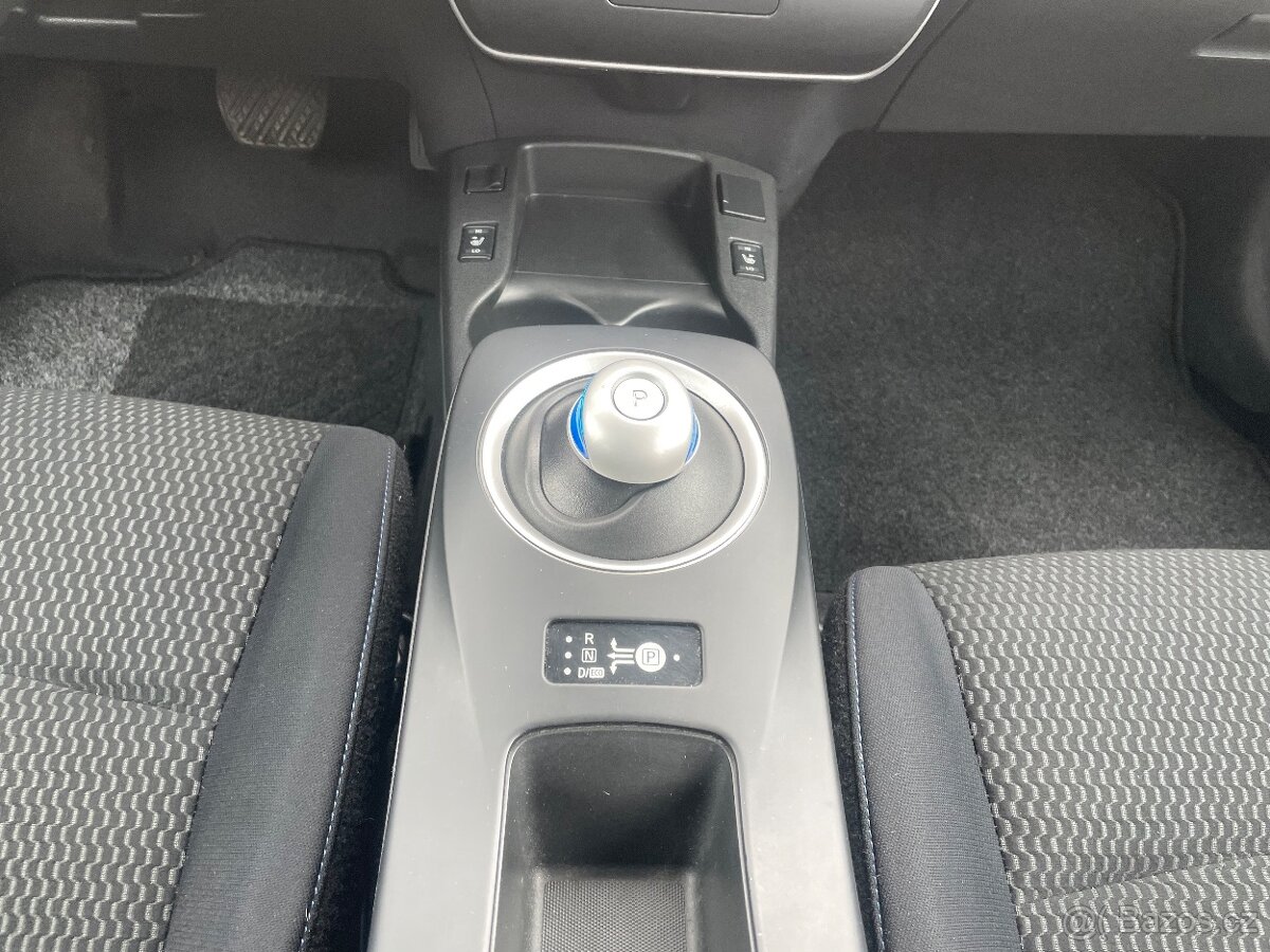 Nissan Leaf 24kw rok 2015 2.majitel CZ - 16