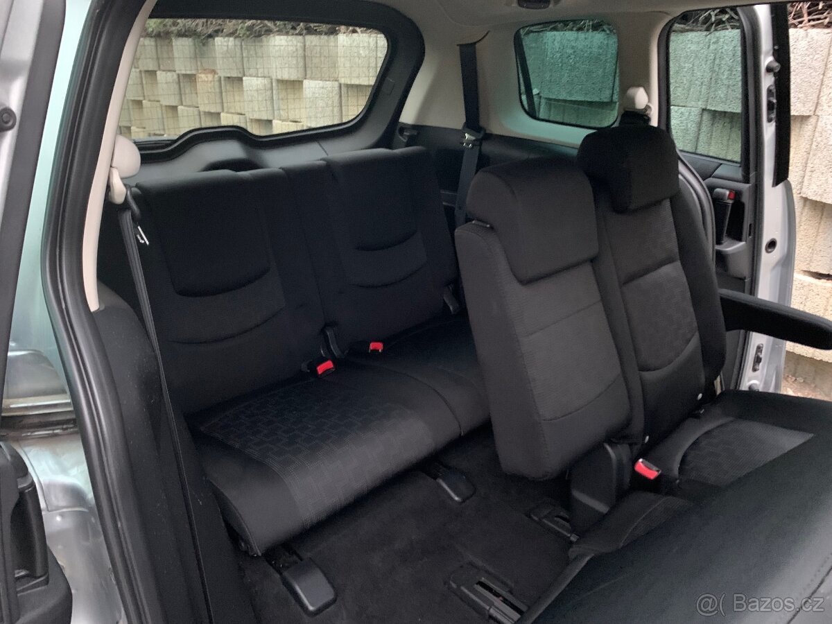 Mazda 5 2.0 i - 16V 7 míst - 16