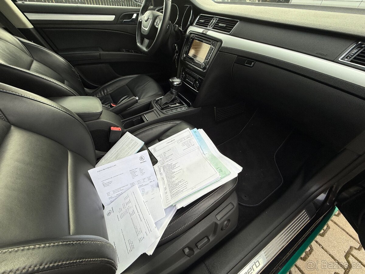 SKODA SUPERB 3.6 FSI V6 4X4 WEBASTO KAMERA - 16