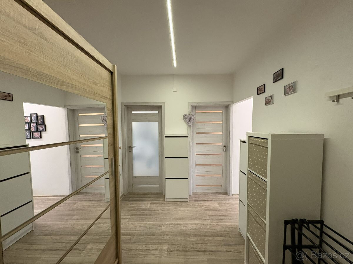 Prodej bytu 3+1 Vsetín - 16