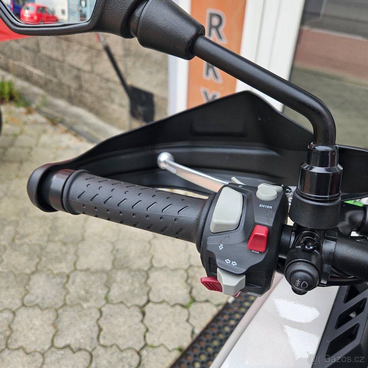 Voge 525 DSX, PŘEDVÁDĚCÍ, DPH, tovární záruka, najeto 870km - 16