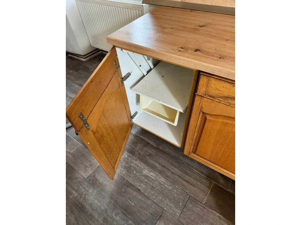 venkovská dubová kuchyně se spotřebiči,5447 - 16