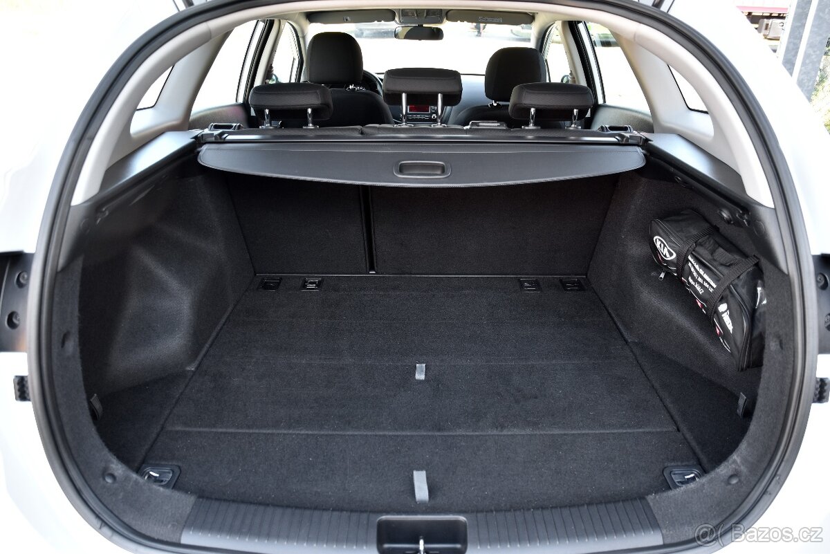 Kia Ceed kombi 1.6 CRDi 100 kW 6st,TEMP,KLIMA,FACE,ČR,DPH - 16