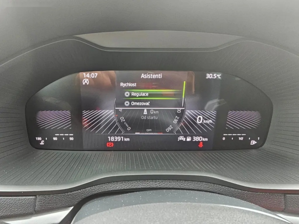 Škoda Karoq, AMBITION 1,0 TSi / 81 kW - 16