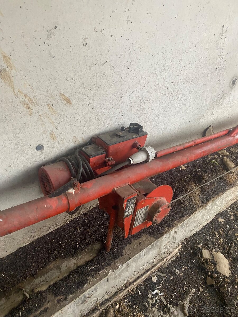 Pracovní plošina Stros - 16