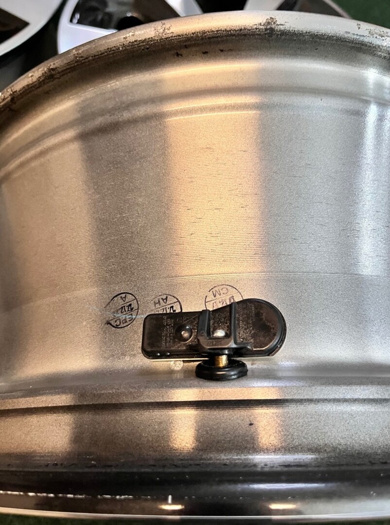 5x100 R17 originál disky Subaru Forester - 16