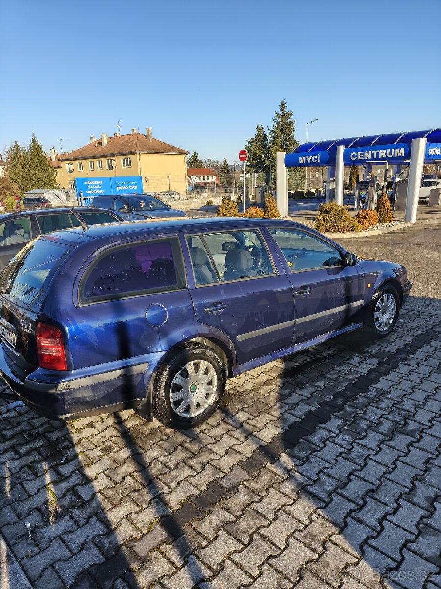 Škoda Octavia 1 - 16
