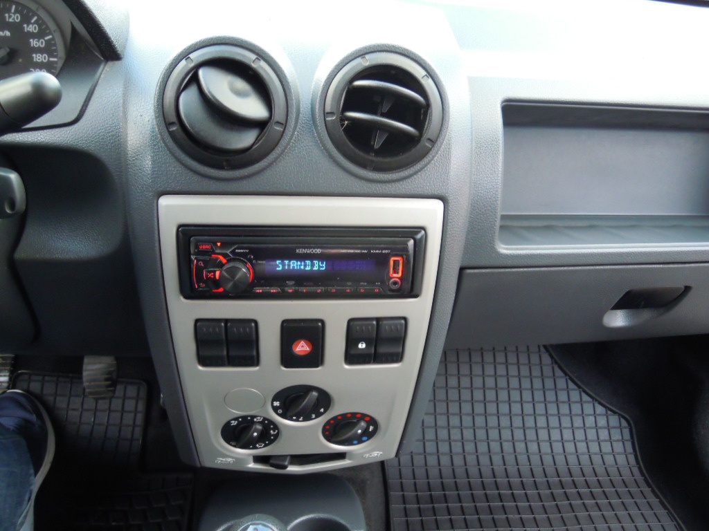Dacia Logan 1.6i 62kw(84hp) r.v.5/2011 - 16