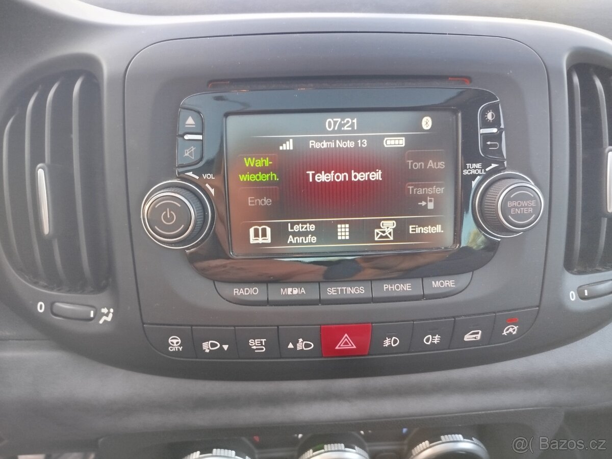 Fiat 500L lounge panorama - 16