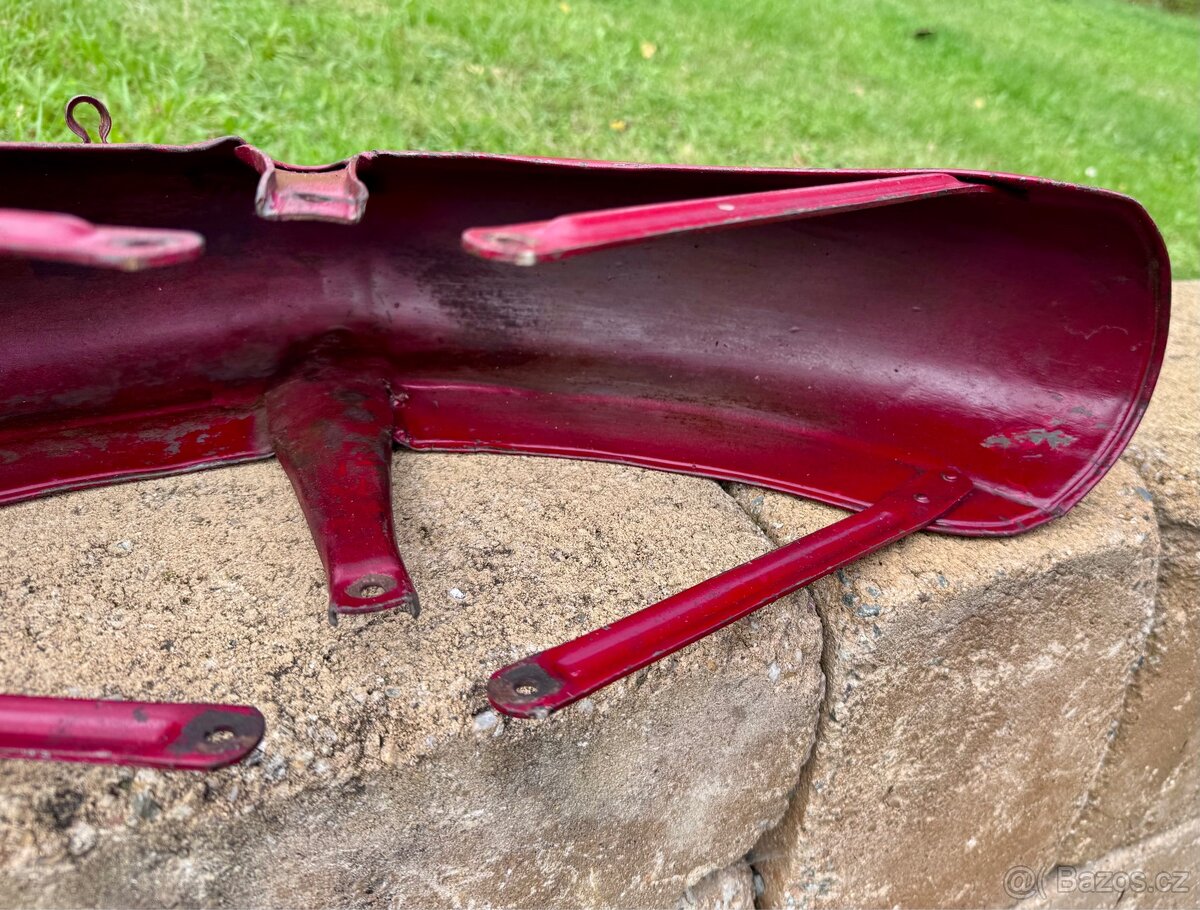 Jawa 250 350 panelka - přední blatník - 16