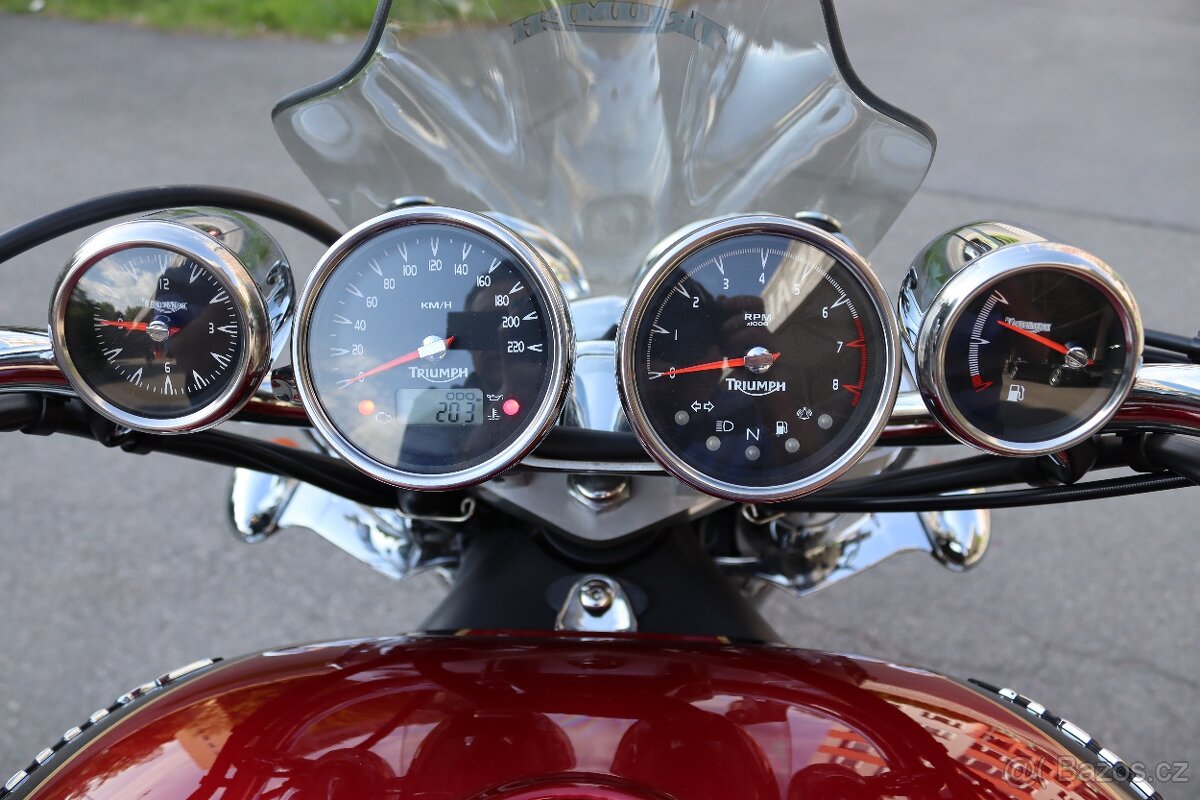 TRIUMPH ROCKET III CLASSIC - 16