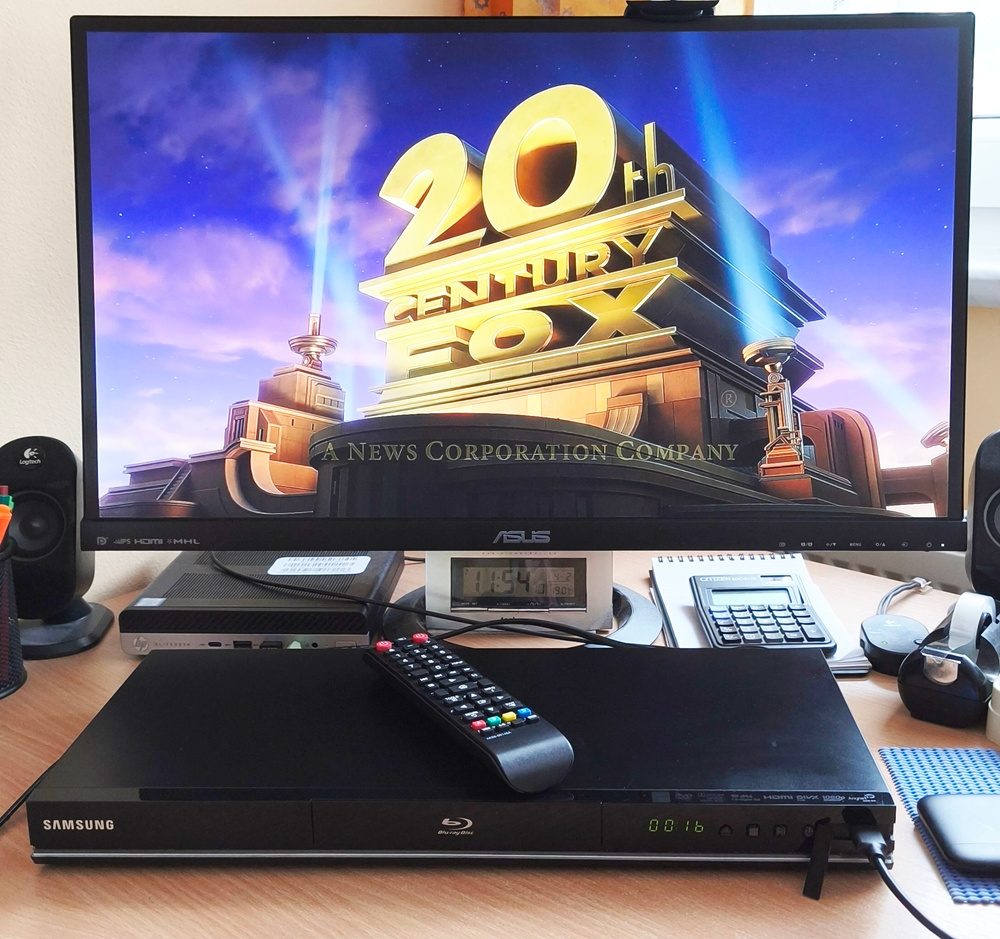 Blu-ray, DVD přehrávač SAMSUNG BD-D5100 - Super stav - 16