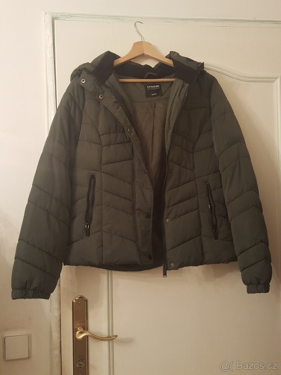 Oblečení, obuv, kabelky, brýle,zástěry atd - 16