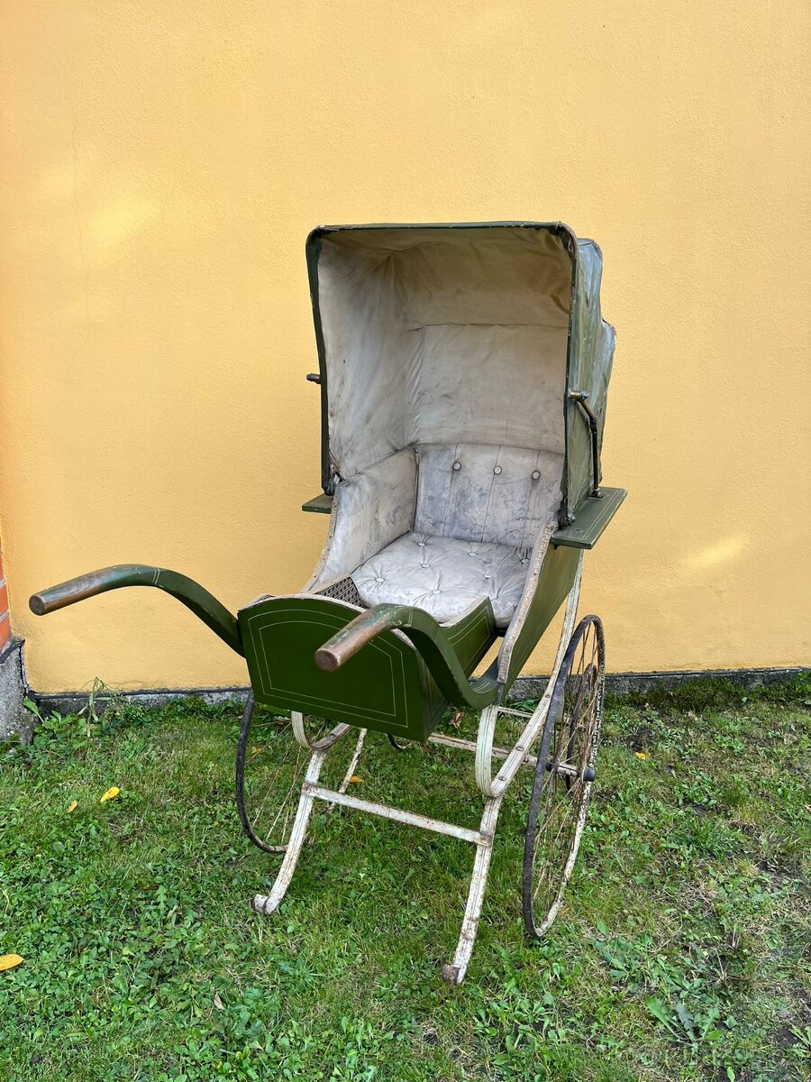 Starožitný kočárek pro dítě č. 1500 REZERVOVÁNO - 16