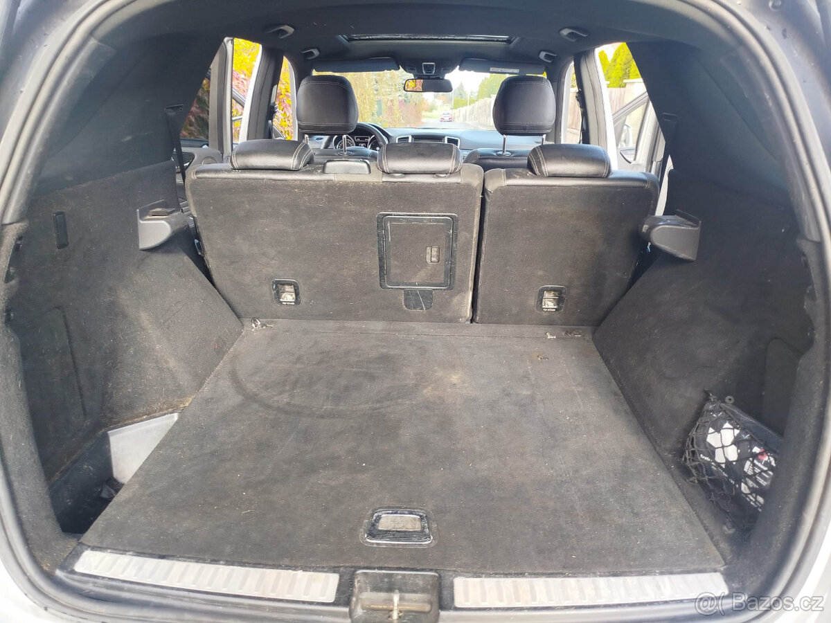 Mercedes-Benz ML 350 CDI AMG V6 4MATIC (2014) – Luxusní SUV - 16