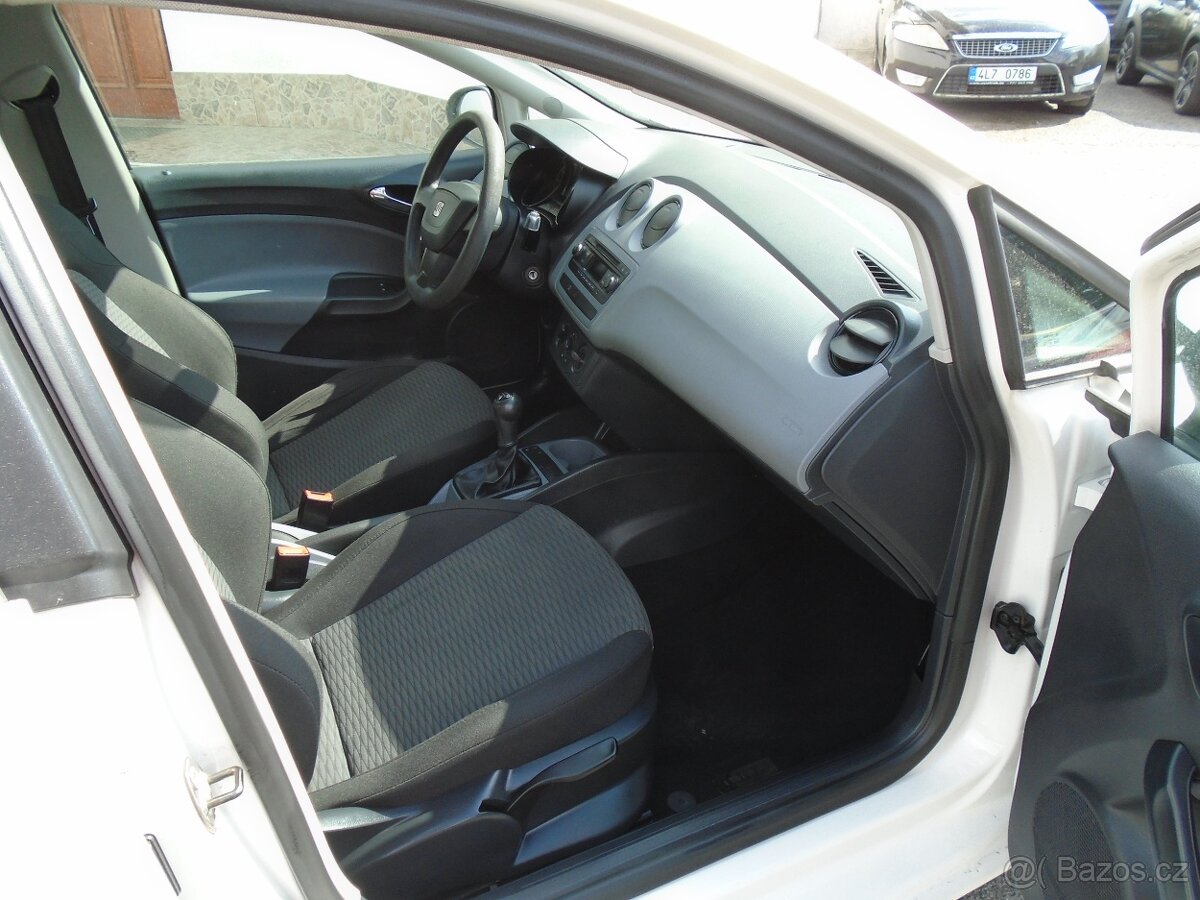 Seat Ibiza 1.2 TSI 77kW SERV.KNIHA - 16
