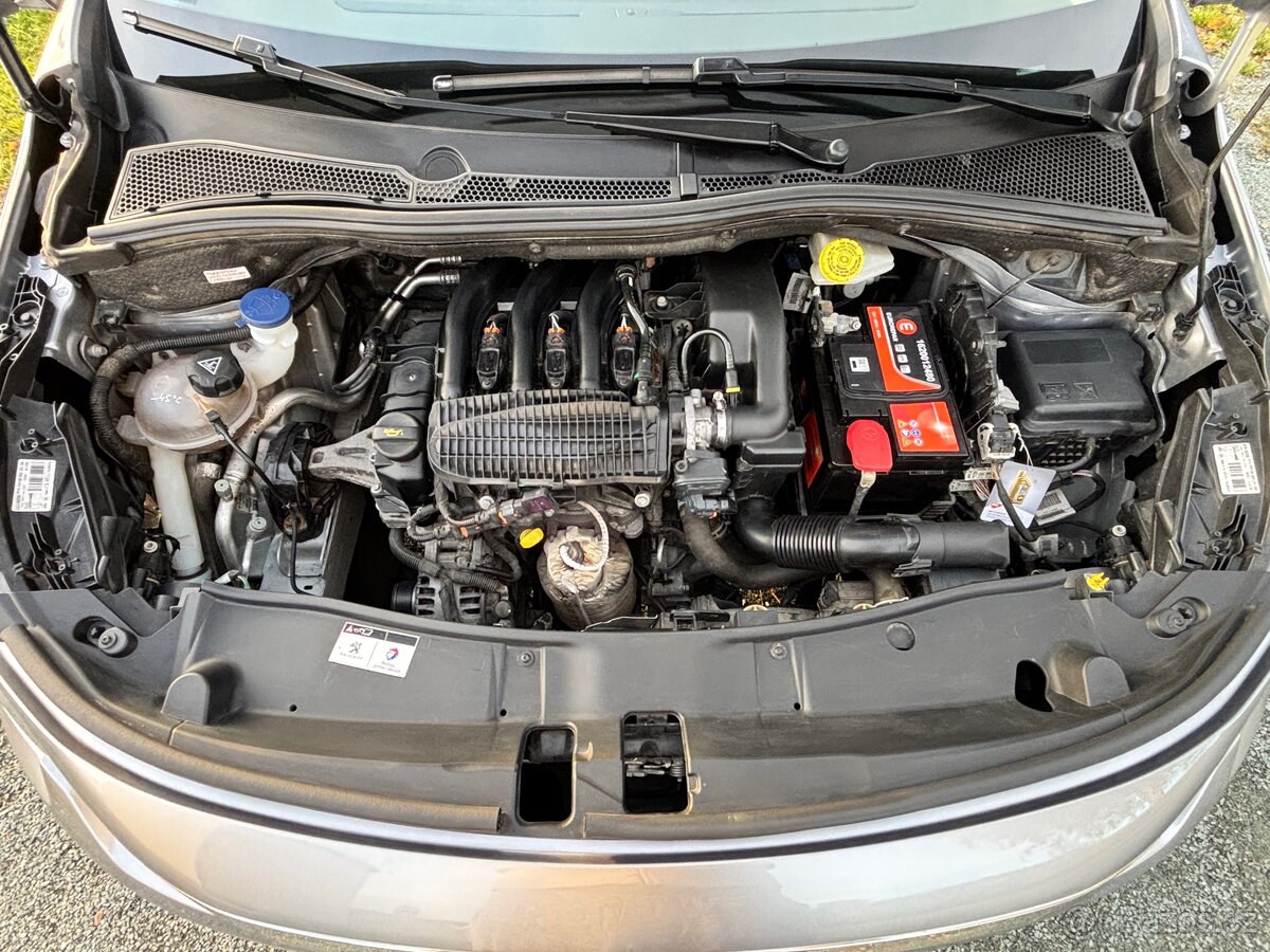 Peugeot 2008, 1.2 VTi 60kw - 16