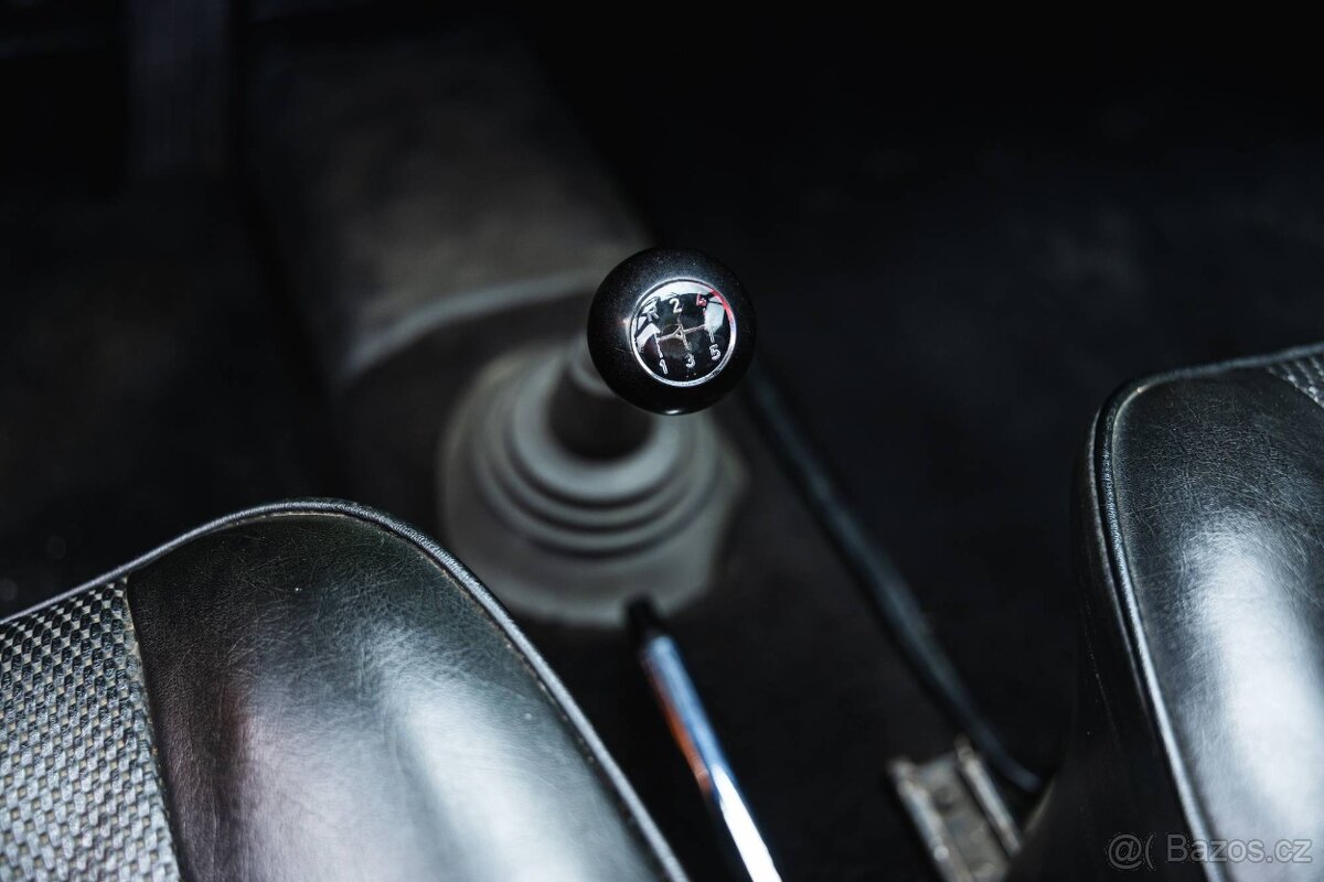 Model Porsche 911T 1968 - 16