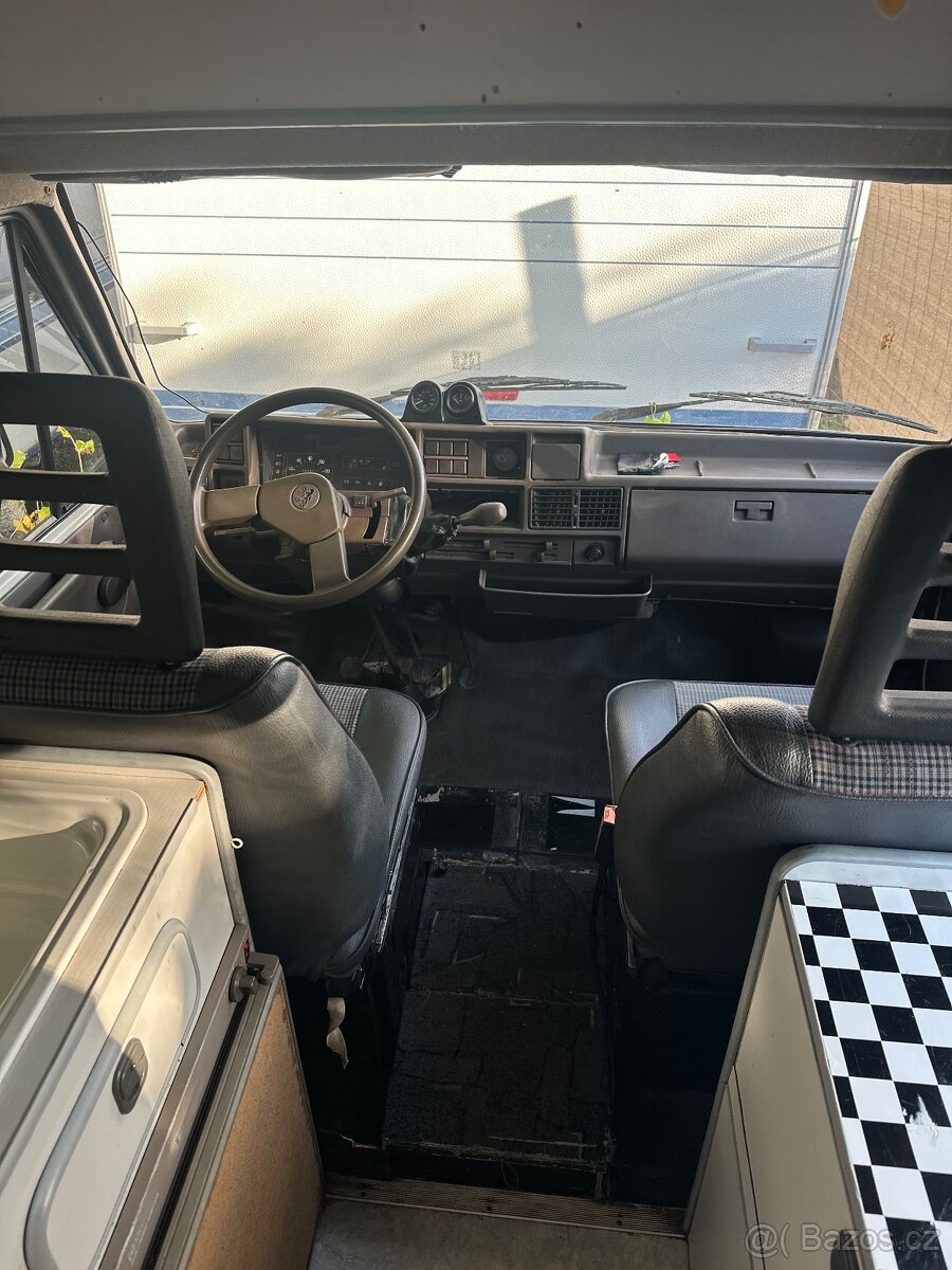 Obytná Vestavba Peugeot Boxer - 16