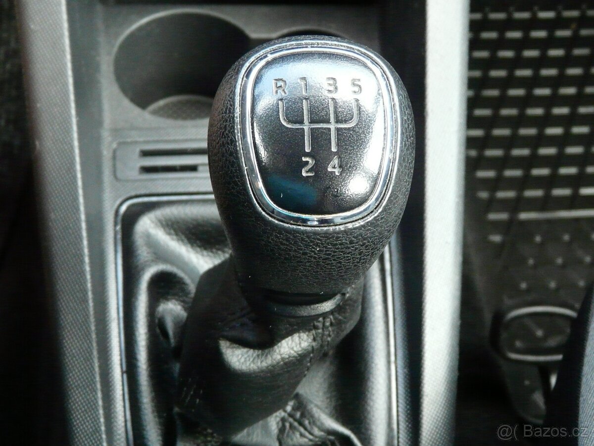 Škoda Fabia lll. kombi 1.2 TSi-66kw, r. 2015, TOP stav - 16