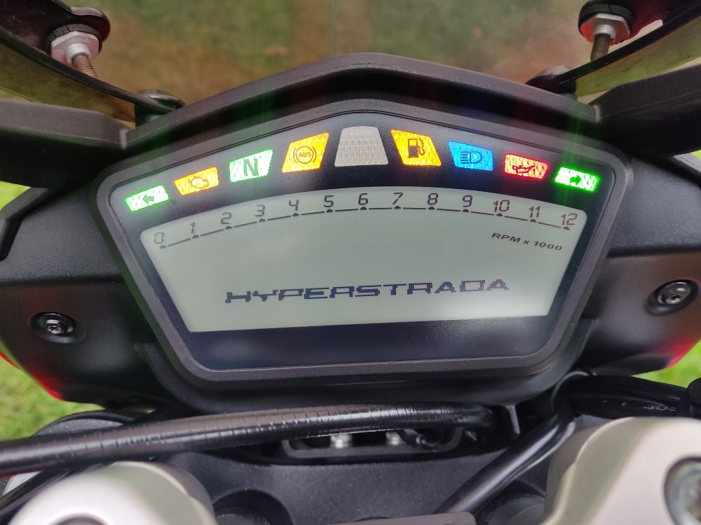 Ducati Hyperstrada 821 (2014) ZIMNÍ VÝPRODEJ-SUPER CENA - 16