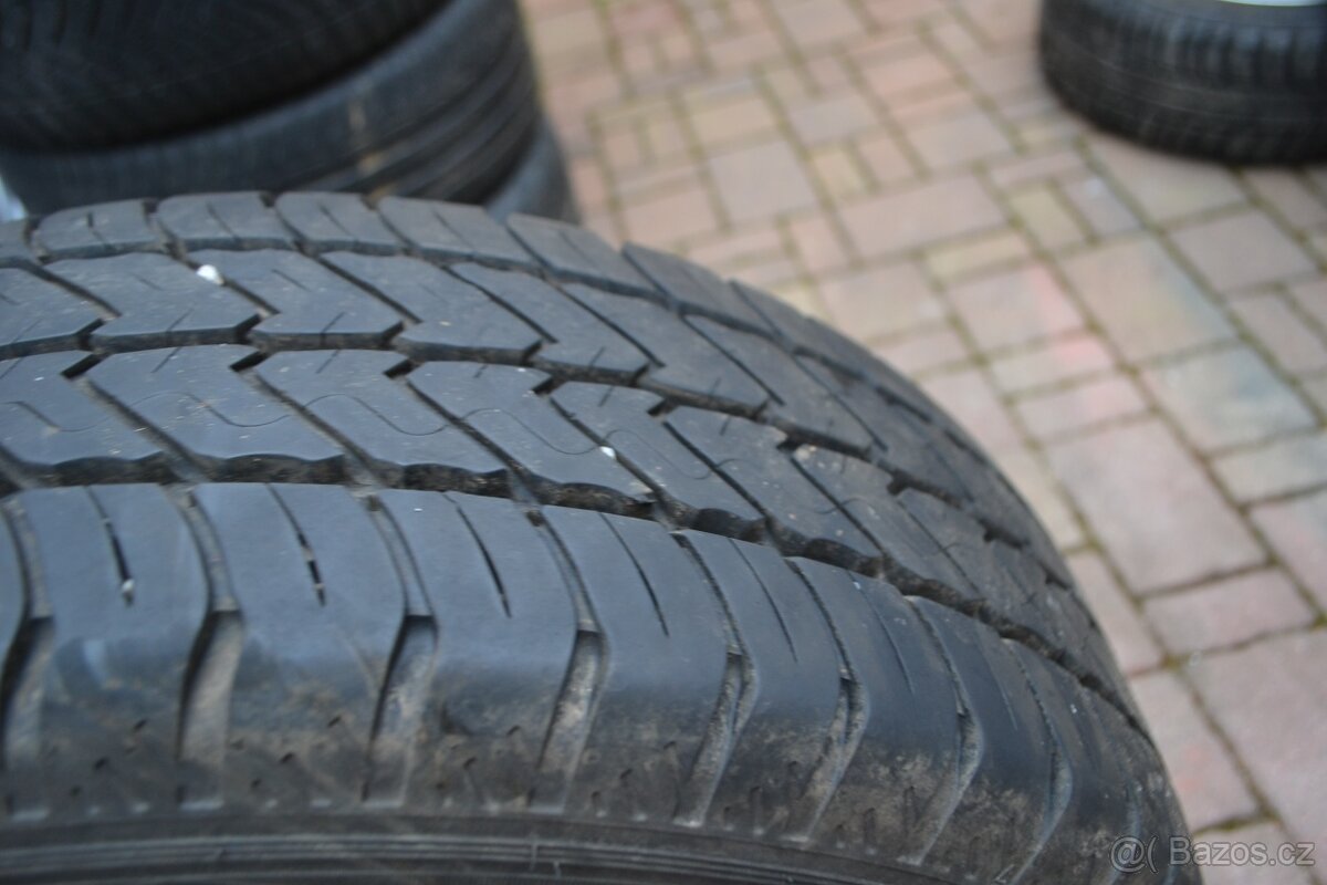 VW T5,T6(6.1) - skoro NOVÉ letní kola 215/60R17C GOODYEAR - 16