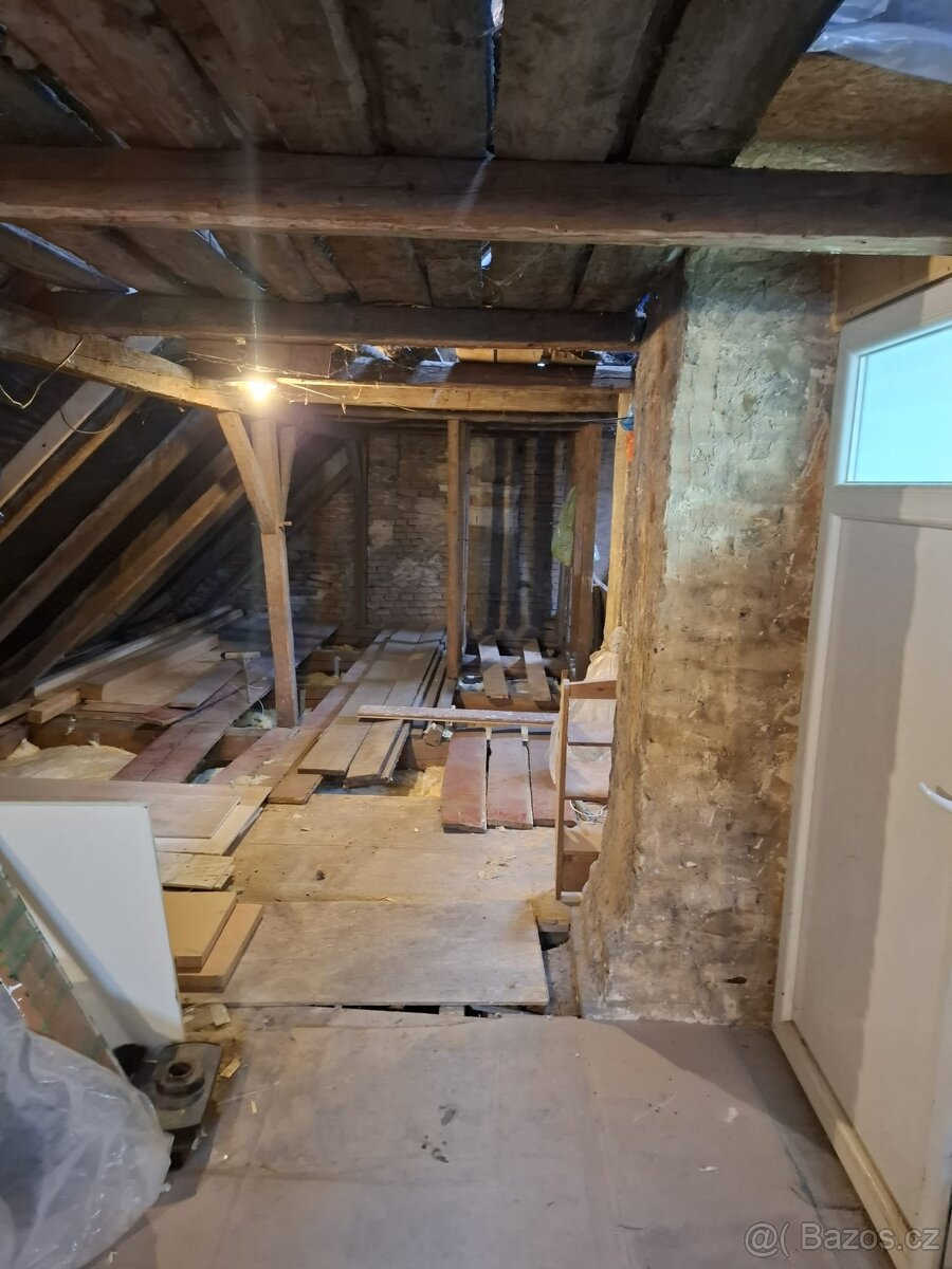 Prodáme dům se zahradou - 16