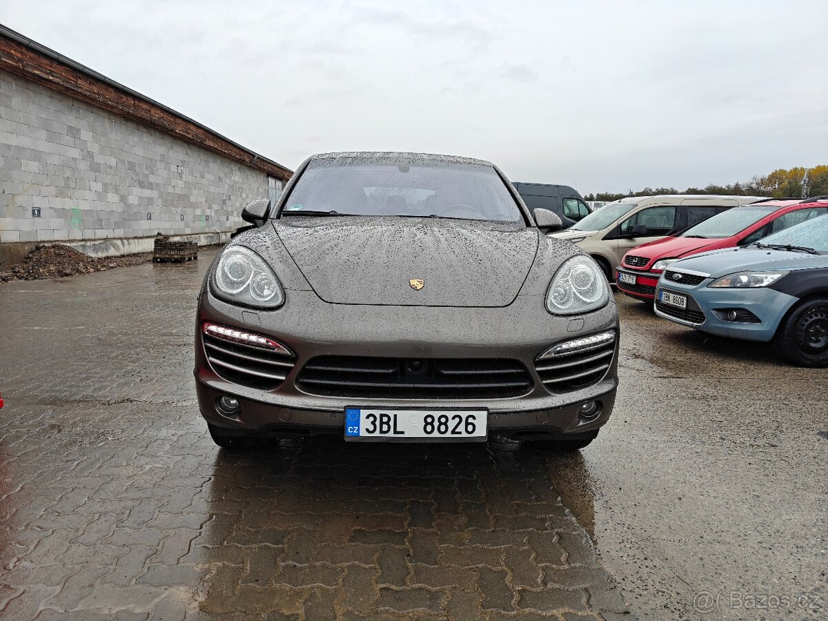 Porsche cayenne - 16