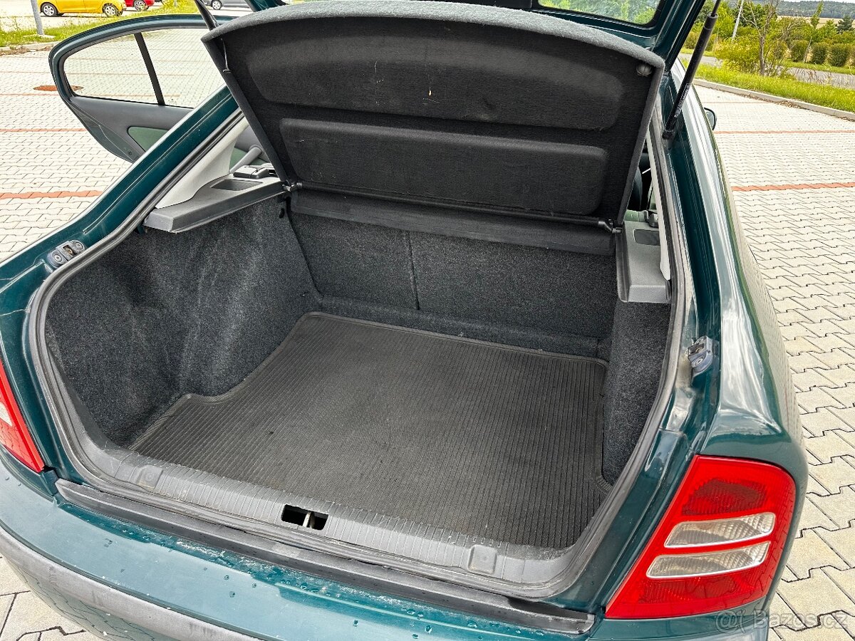 Škoda Octavia 1 1.6 74Kw / Benzín / - 16