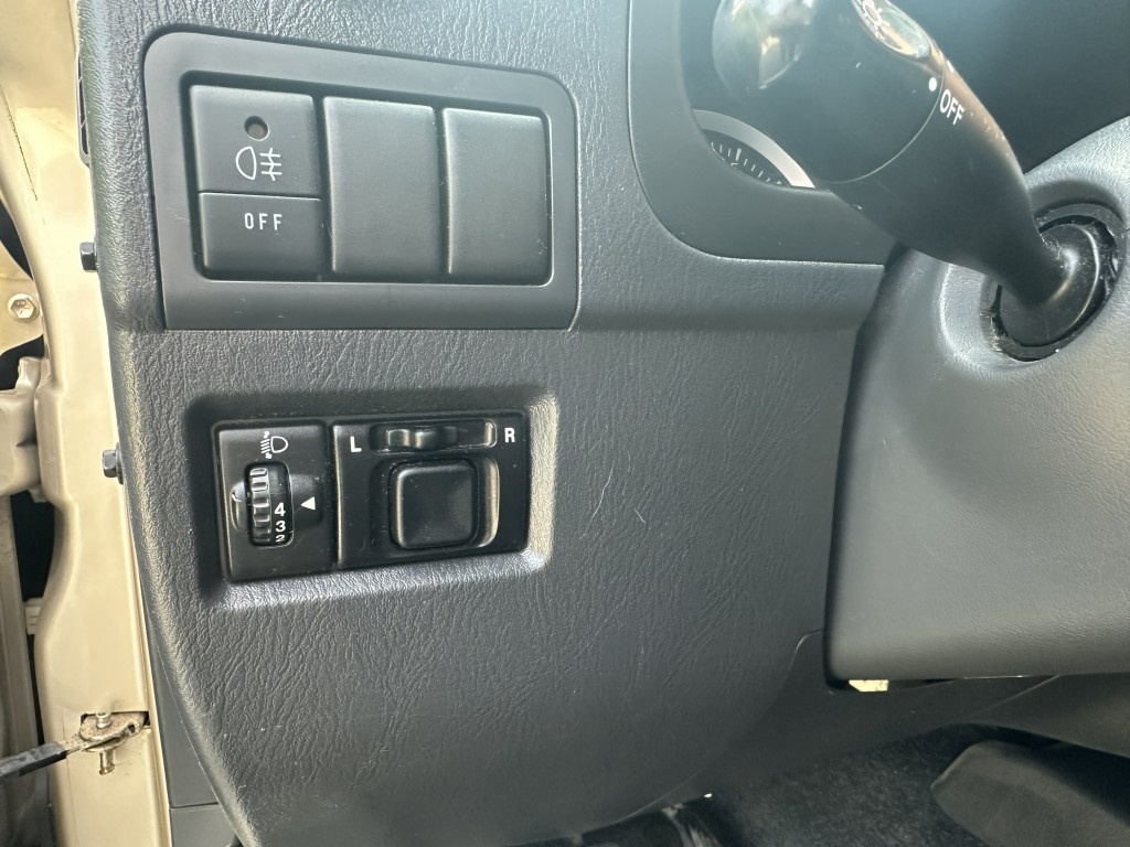 Suzuki Jimny 1.3i 63kW 4x4 - 16
