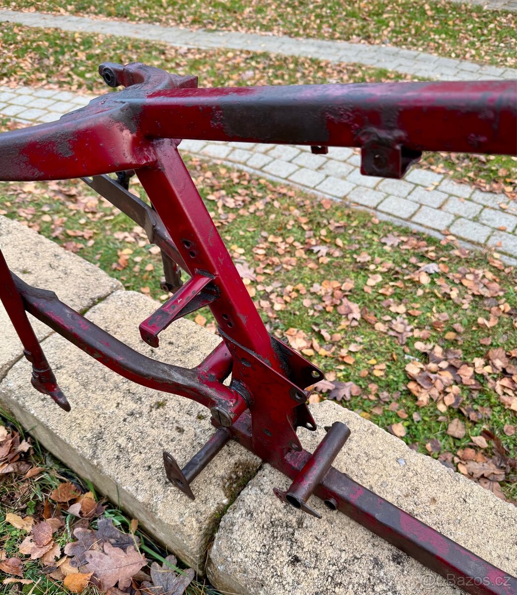 Jawa CZ 250 353 - rám s anglickým štítkem - 16