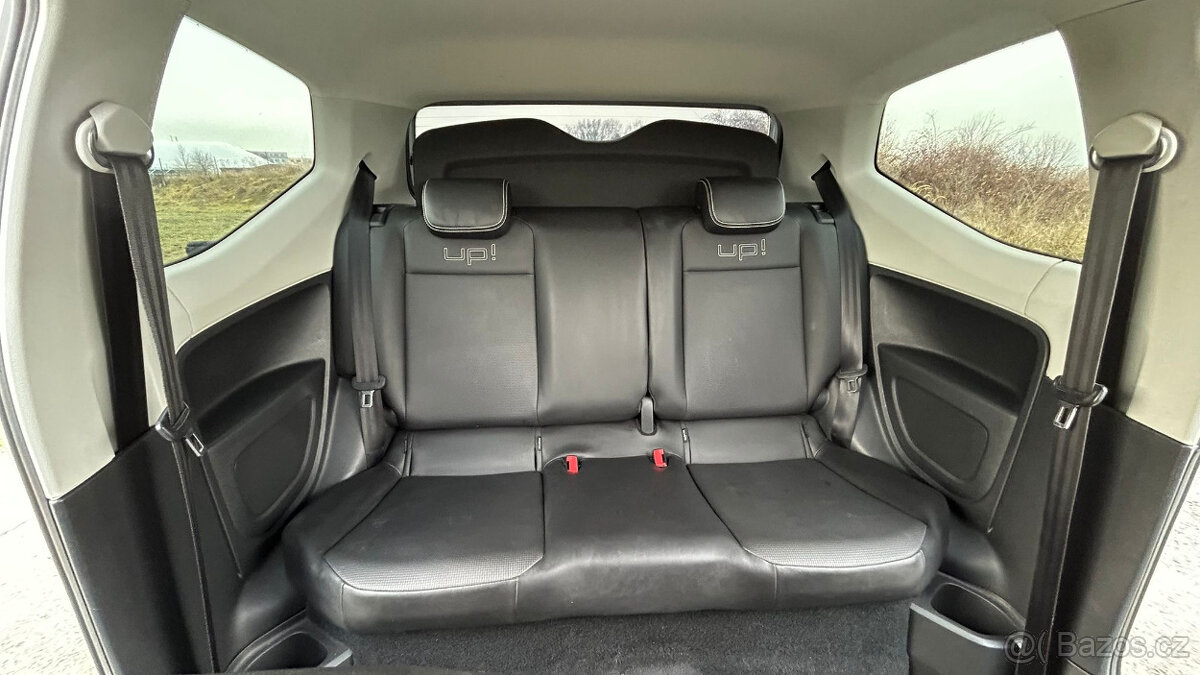 Volkswagen up 1.0 MPI 2012 manuál - 16