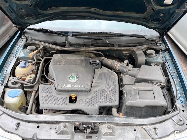 Škoda Octavia kombi 1.6 r.v. 2000 - 16