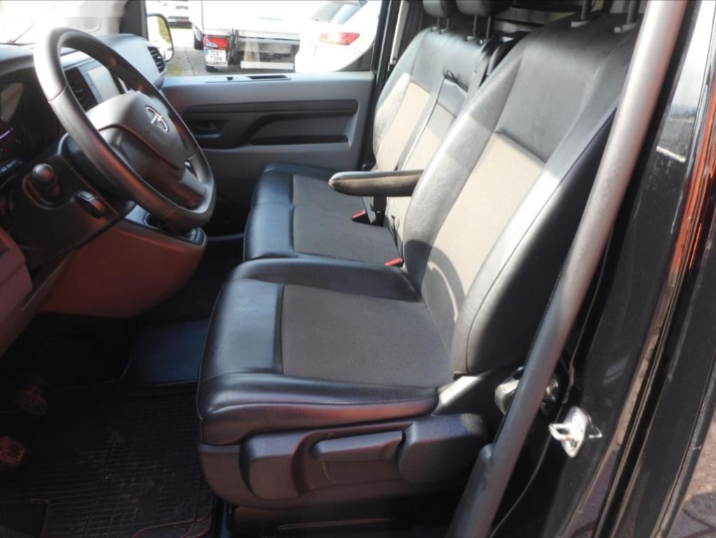 Opel Vivaro,2,0 CDTi - 16