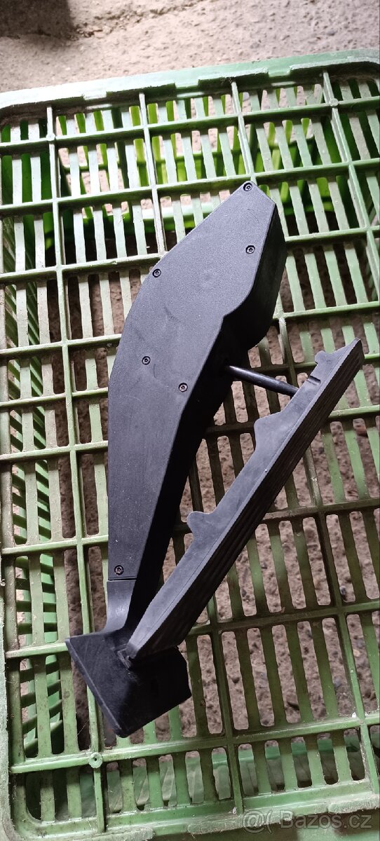 Nejrůznější drobné díly na BMW e60 e61 - 16