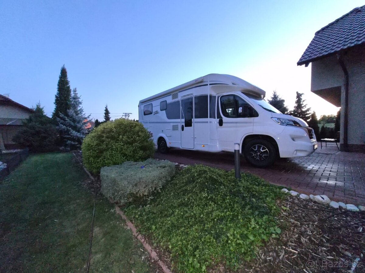 ZÁNOVNÍ OBYTNÁ LAIKA L 509 EMBLEMA 1.MAJITEL - 16