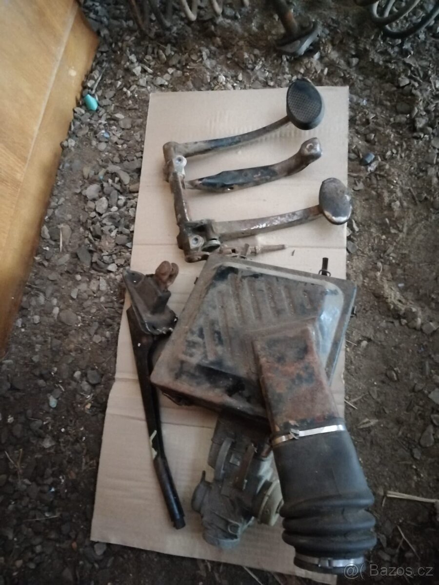 Díly Trabant 1.1/601 - 16