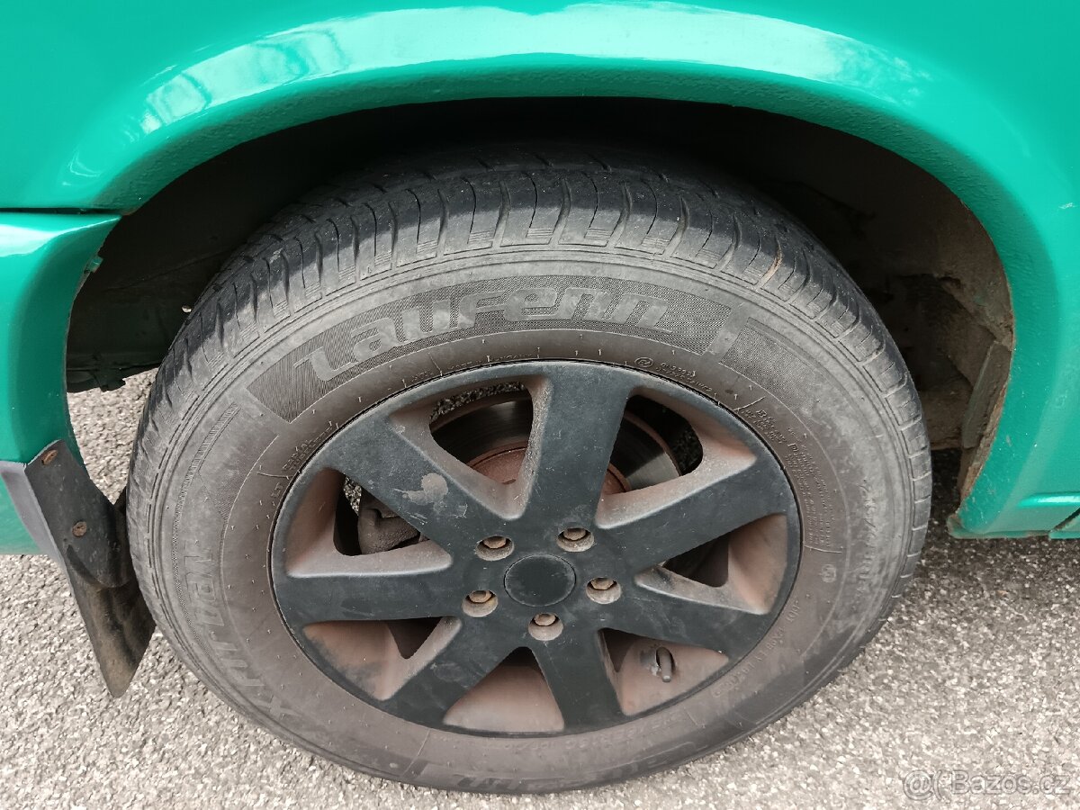 Volkswagen T4 2,5 - 16